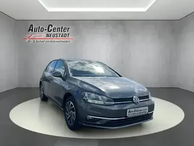 Second-hand VW Golf VII Sound 118 CP (86 kW) 2018 Andere Berlinǎ