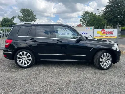 Gebraucht Mercedes GLK350 231 PS (169 kW) 2010 Schwarz SUV