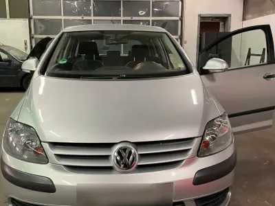 Gebraucht VW Golf Plus Cross 100 PS (73 kW) 2005 Silber Limousine