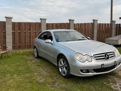 Gebraucht Mercedes CLK220 150 PS (110 kW) 2006 Silber Coupé