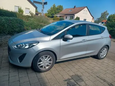 Gebraucht Ford Fiesta Trend 71 PS (52 kW) 2017 Grau Kleinwagen
