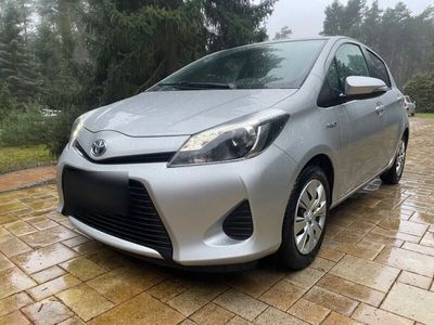 gebraucht Toyota Yaris Hybrid 1,5-l-VVT-i Hybrid Life HU/AU neu