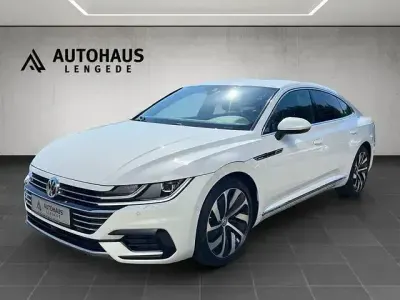 Gebraucht VW Arteon R-line 150 PS (110 kW) 2019 Weiß Kleinwagen