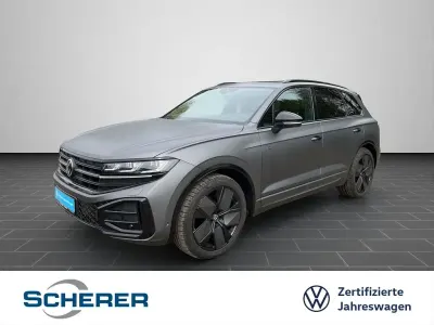 Second-hand VW Touareg R-line 286 CP (210 kW) 2025 Gri SUV