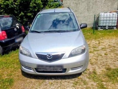 Usata Mazda 2 75 CV (55 kW) 2004 Argento Utilitaria
