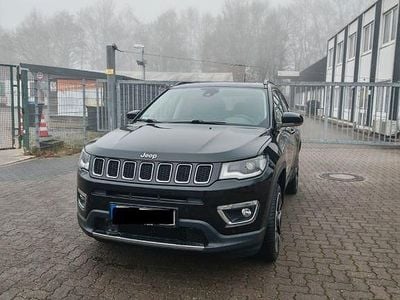 Gebraucht Jeep Compass Limited 170 PS (125 kW) 2018 Schwarz SUV
