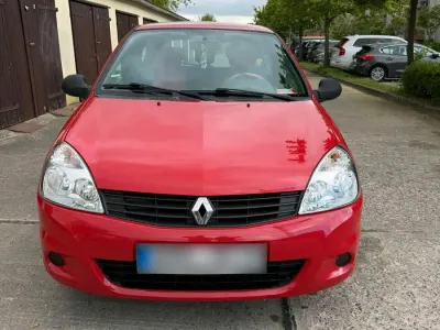 Gebraucht Renault Clio 75 PS (55 kW) 2010 Rot Kleinwagen