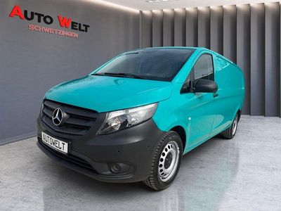 Gebraucht Mercedes Vito 136 PS (100 kW) 2022 Grün Van