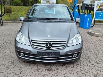 Usata Mercedes A180 116 CV (85 kW) 2010 Grigio Berlina