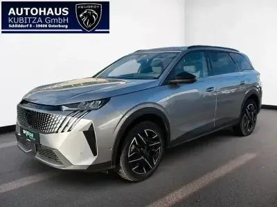 Gebraucht Peugeot 5008 Allure 136 PS (100 kW) 2025 Grau SUV