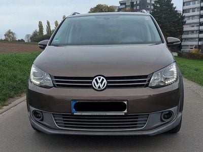 VW Touran Cross