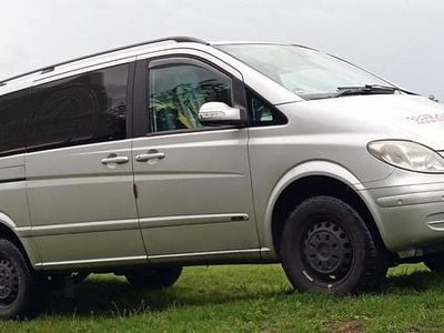 Usata Mercedes Viano 150 CV (110 kW) 2008 Argento Monovolume