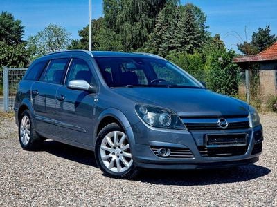 Gebraucht Opel Astra 105 PS (77 kW) 2004 Grau Kombi