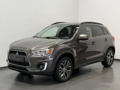 Używany Mitsubishi ASX Diamant Edition 117 KM (86 kW) 2016 Brązowy SUV