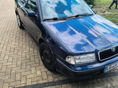 Gebraucht Skoda Octavia 90 PS (66 kW) 2000 Blau Limousine