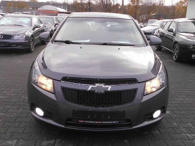 gebraucht Chevrolet Cruze 2.0T NAVI, KLIMA ,TÜV UND, SERVIS NEU,TEMPOMAT