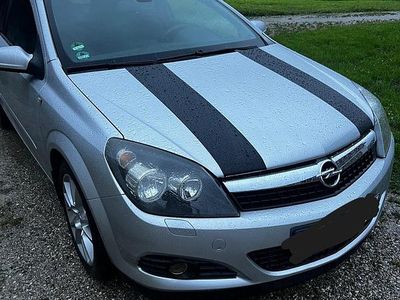 Opel Astra GTC