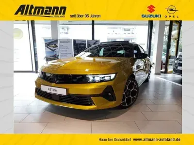 Usata Opel Astra Ultimate 131 CV (96 kW) 2024 Utilitaria
