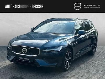 Begagnad Volvo V60 Core 197 HK (144 kW) 2025 Blå Kombi