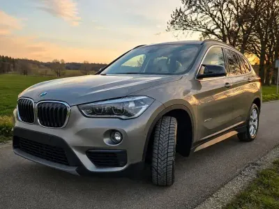 Gebraucht BMW X1 Advantage 193 PS (141 kW) 2017 Beige SUV