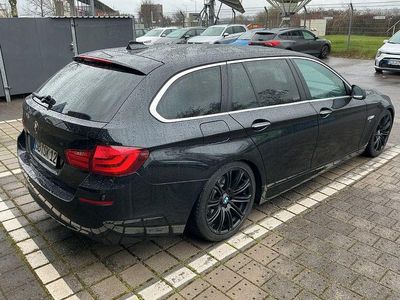 Gebraucht BMW 520 Sport Line 184 PS (135 kW) 2012 Schwarz Kombi