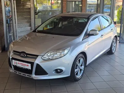 Gebraucht Ford Focus SYNC Edition 125 PS (91 kW) 2013 Silber Limousine