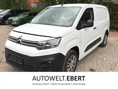Gebraucht Citroën Berlingo 102 PS (75 kW) 2021 Lack weiss banquise/deckende lac Van / Kleinbus