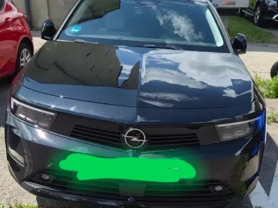 Gebraucht Opel Astra 96 PS (70 kW) 2023 Schwarz Kleinwagen
