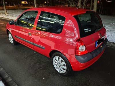 Gebraucht Renault Clio II 58 PS (42 kW) 2005 Rot Limousine