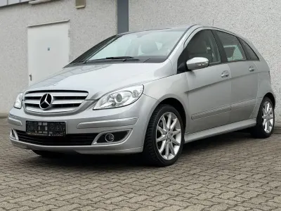 Gebraucht Mercedes B170 116 PS (85 kW) 2007 Silber Van / Kleinbus