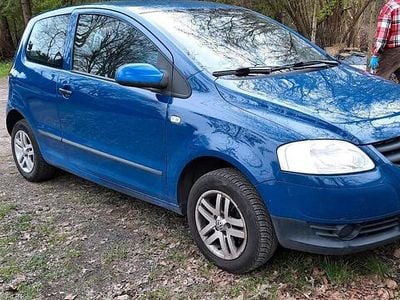 Gebraucht VW Fox 69 PS (50 kW) 2006 Blau Kleinwagen