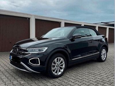Second-hand VW T-Roc Cabriolet 150 CP (110 kW) 2022 Negru Cabrio