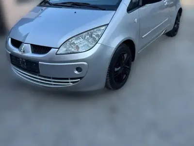 Gebraucht Mitsubishi Colt 95 PS (69 kW) 2007 Silber Kleinwagen