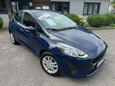 Gebraucht Ford Fiesta Cool & Sound Edition 71 PS (52 kW) 2018 Blau Kleinwagen