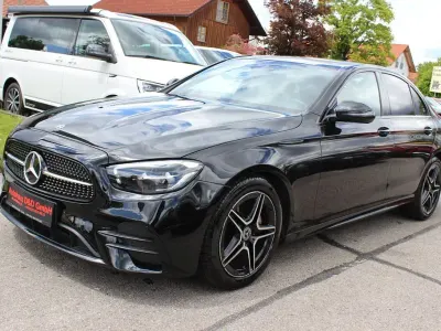 Gebraucht Mercedes E220 AMG 194 PS (142 kW) 2021 Schwarz Limousine