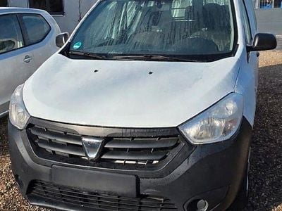 Gebraucht Dacia Dokker 102 PS (75 kW) 2017 Weiß Van / Kleinbus