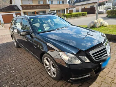 Gebraucht Mercedes E350 Avantgarde 265 PS (194 kW) 2010 Kombi