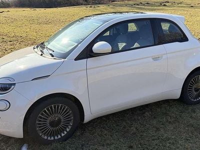 Gebraucht Fiat 500e Icon 86 kW (118 PS) 2022 Weiß Limousine