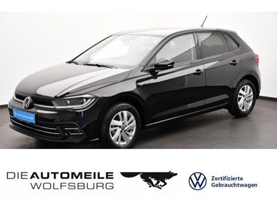 Schwarz (metallic) Gebraucht 2024 VW Polo Style Limousine | 19.380 € (Guter Preis)
