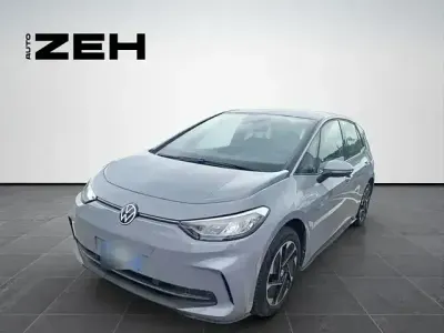 Gebraucht VW ID.3 Pro Performance 150 kW (204 PS) 2023 Mondsteingrau schwarz Kleinwagen