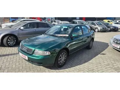 Occasion Audi A4 90 ch (66 kW) 1998 Vert Berline