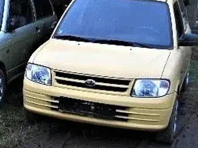 Gebraucht Daihatsu Cuore 56 PS (41 kW) 2000 Gelb Kleinwagen
