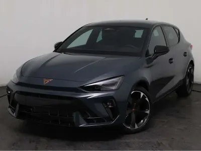 Neu Cupra Leon 150 PS (110 kW) 2026 Blau Limousine