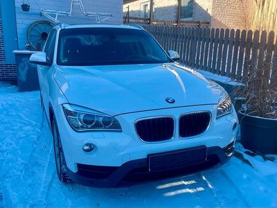 Weiß Gebraucht 2013 BMW X1 Sport Line SUV | 9.999 € (Fairer Preis)
