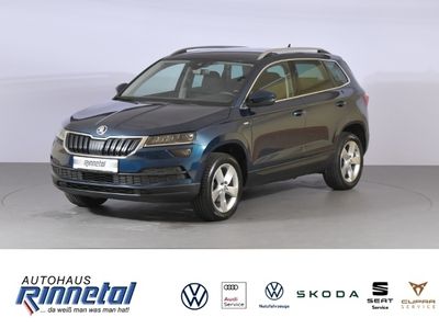 gebraucht Skoda Karoq Ambition 1.0 TSI LED LICHT+NAVI+SITZHZG V+H+KAMERA+GRA+USB+MAL+LORDOSE+MFA KLIMA XENON ALU