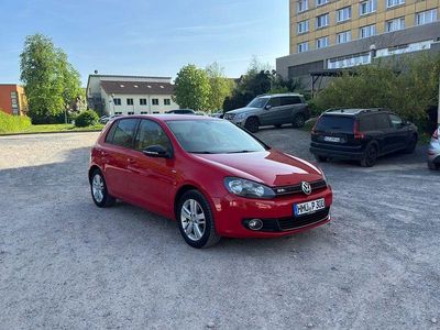 Usata VW Golf VII Match 105 CV (77 kW) 2012 Rosso Station wagon