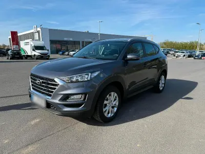 Gebraucht Hyundai Tucson 132 PS (97 kW) 2019 Grau SUV