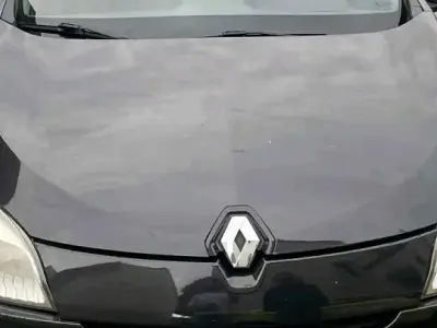 Gebraucht Renault Mégane GrandTour 106 PS (77 kW) 2010 Schwarz Kombi