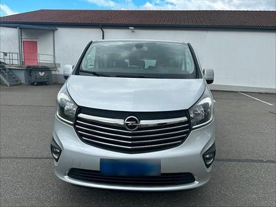 Usata Opel Vivaro 145 CV (106 kW) 2017 Grigio Monovolume