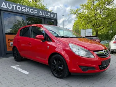 Używany Opel Corsa Edition 101 KM (74 kW) 2010 Czerwony Hatchback